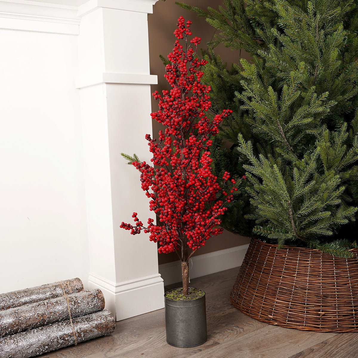 39In Red Berry Potted Tree