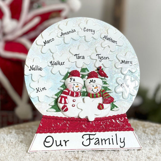 Gift Ideas for Your Grandparents: Personalized Family Ornaments - Christmas Place
