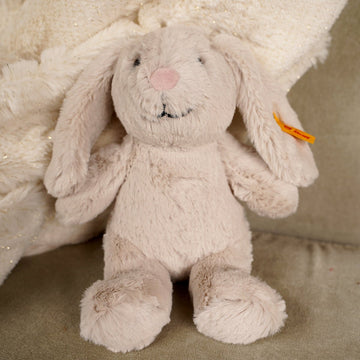 7IN HOPPIE RABBIT - Christmas Place
