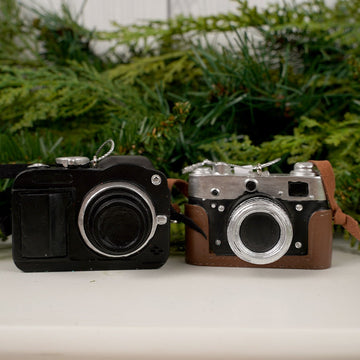 Camera Ornament /2 - Christmas Place