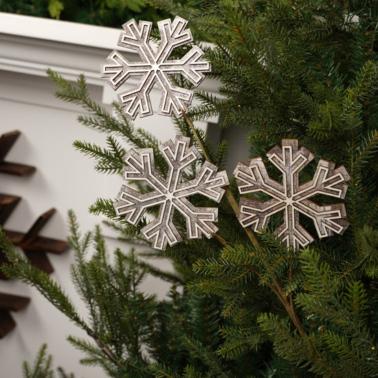 Natural Snowflake Christmas Tree Spray - Christmas Place