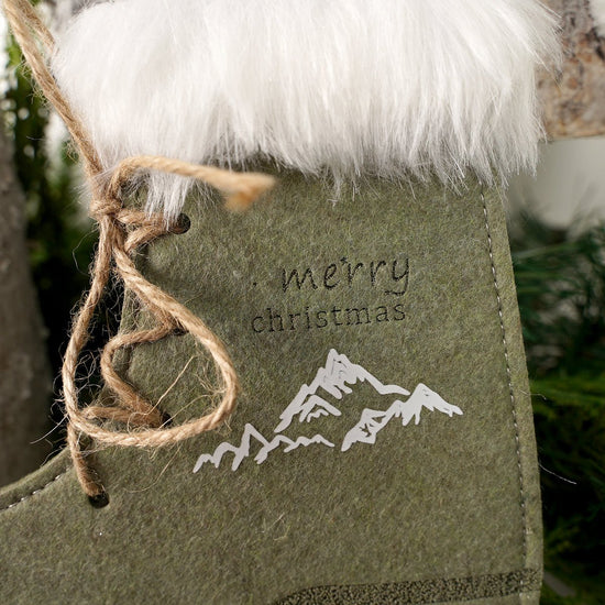 Mountain Skate Ornament - Christmas Place