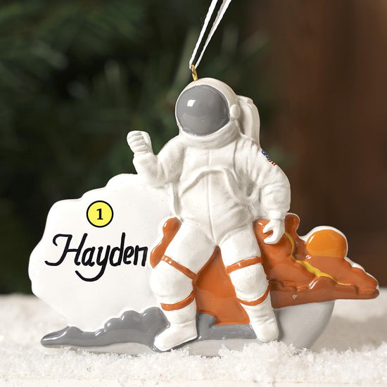 Space Travel - Christmas Place