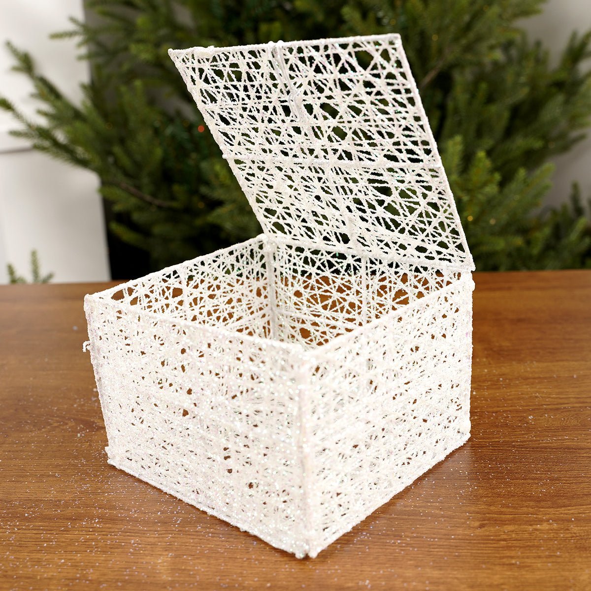 4x6x6Inch White Mesh Box - Christmas Place