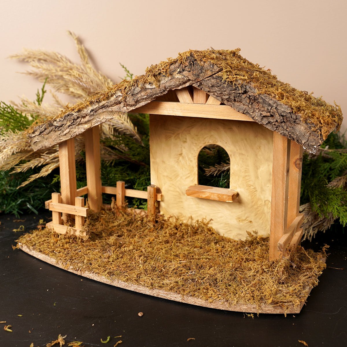 5 inch Scale Holy Family Stable - Christmas Place
