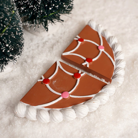 Department 56 Gingerbread Lane Curved Road - Christmas Place