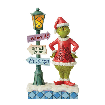 Grinch With Lighted Lamppost