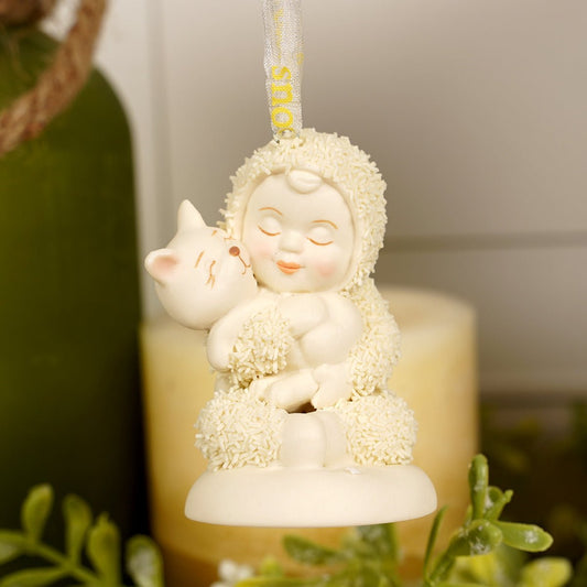Cat Cuddles Ornament - Christmas Place