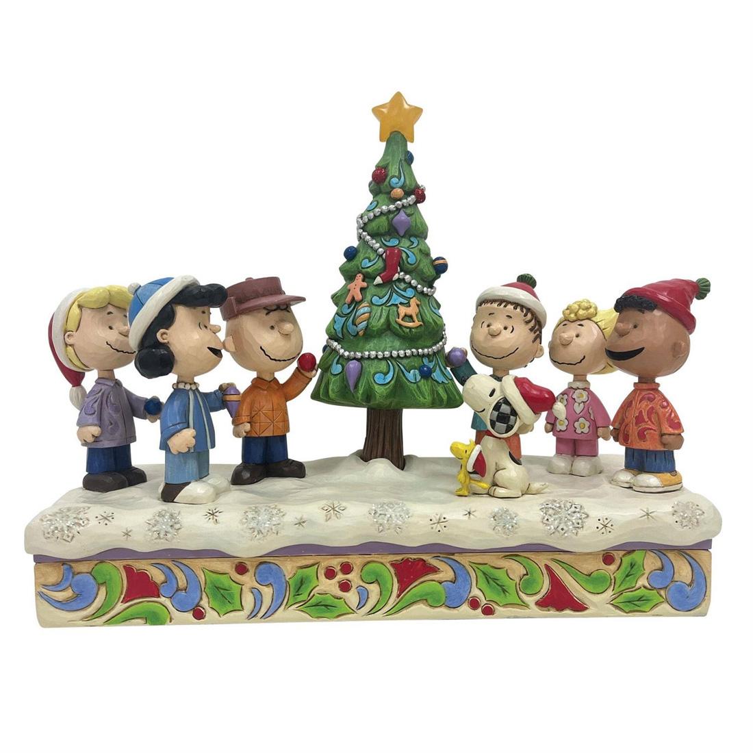 Peanuts Gang Decorating Tree - Christmas Place