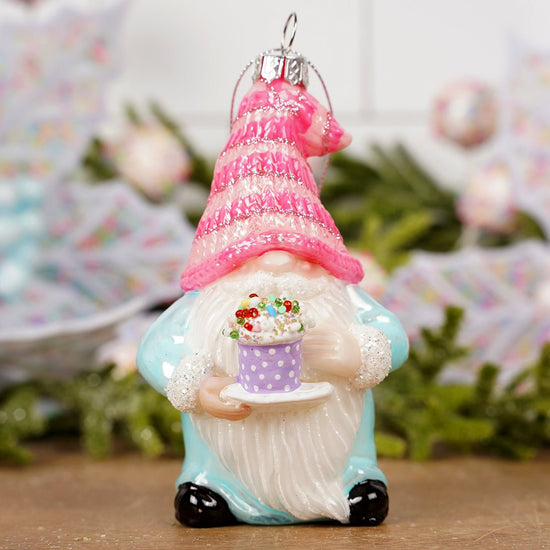 4IN HOT PINK HAT GNOME ORN - Christmas Place