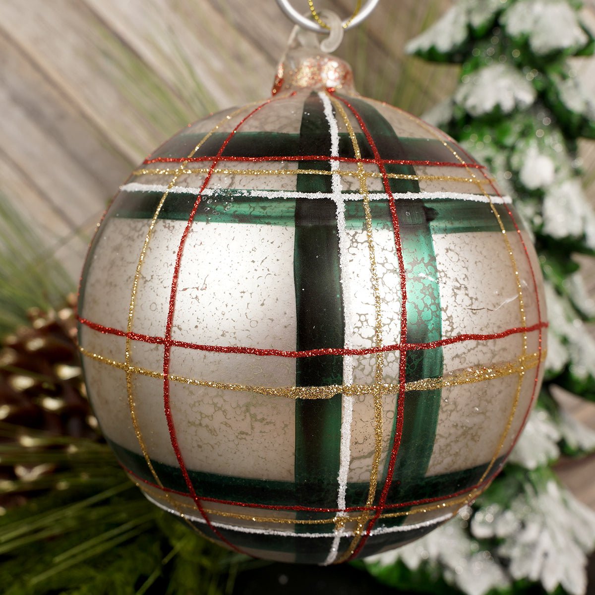6.5IN RED GREEN GOLD PLAID BALL - Christmas Place