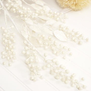32In White Glitter Snowberry