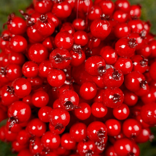 Christmas Decor Red Berry Ridge Kissing Ball - Christmas Place