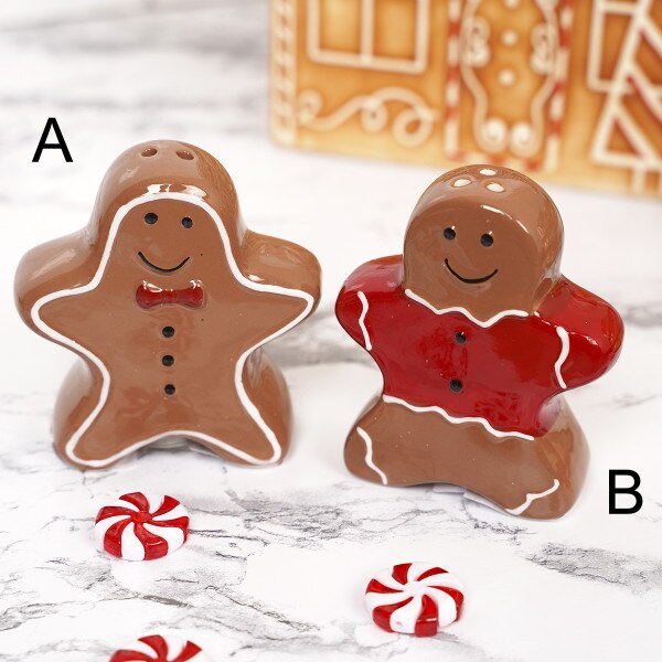 Gingerbread Salt and Pepper Shaker2