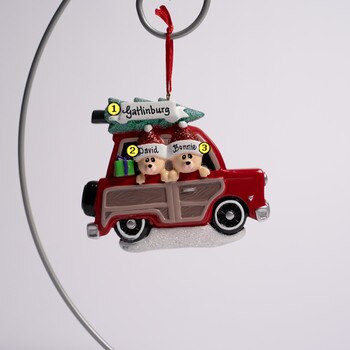 Woody Wagon Couple-2