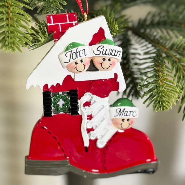 Shoe Ornament Family of 3-1