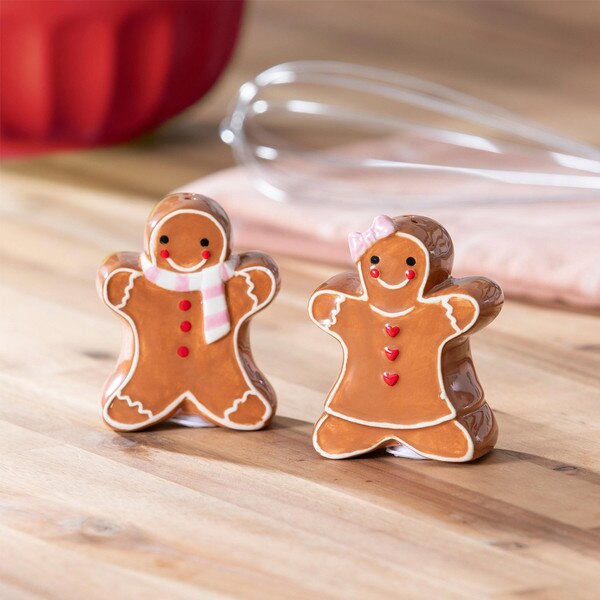 Gingerbread Salt Pepper Shaker-1