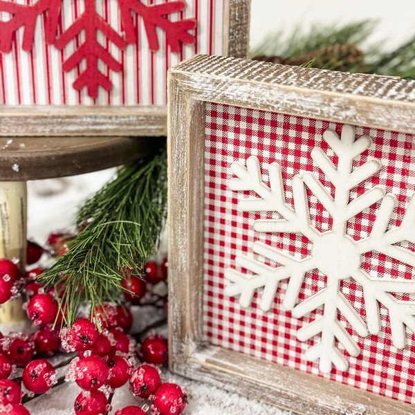 Red White Snowflake Sign-1