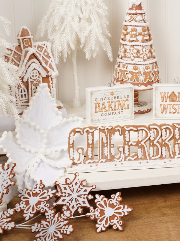 Gingerbread Christmas Decor